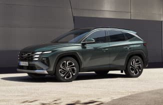 <p><b>Nueva Tucson Hibrida</b></p>
<p>Tu próximo destino comienza con tecnología innovadora</p>
